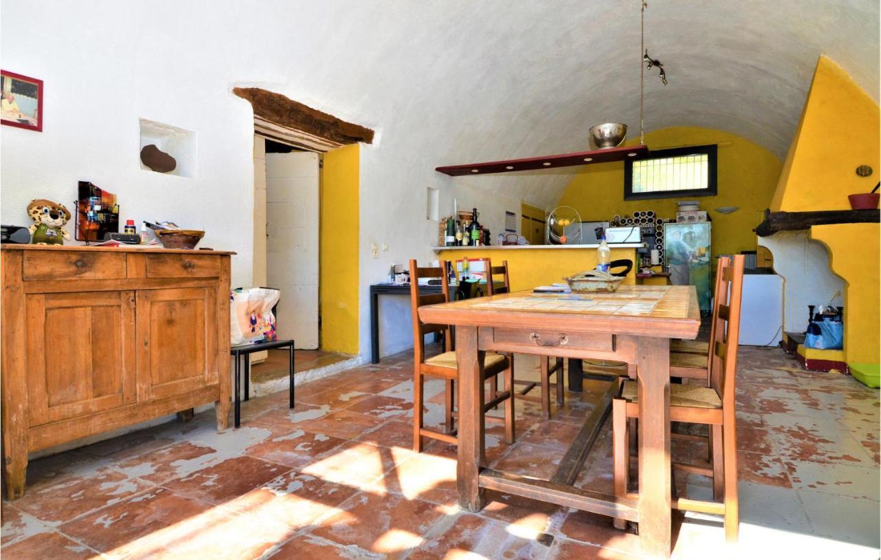 Stunning Home In St-Hippolyte-Du-Fort With Wifi سانت هيبوليت - دو - فورت المظهر الخارجي الصورة